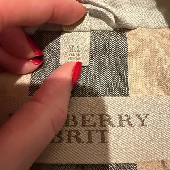 Burberry Brit Women's Beige Double-Breasted Trench Coat - Picture 4 of 10